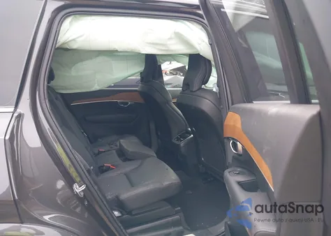 2024 Volvo Xc90 B5 Plus Bright Theme z USA, uszkodzony, nr VIN YV4L12PE1R1234921